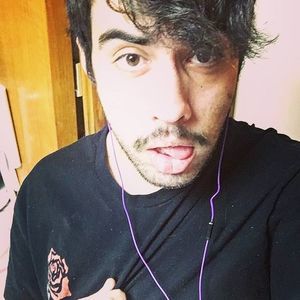 Meet your Posher, Angelo